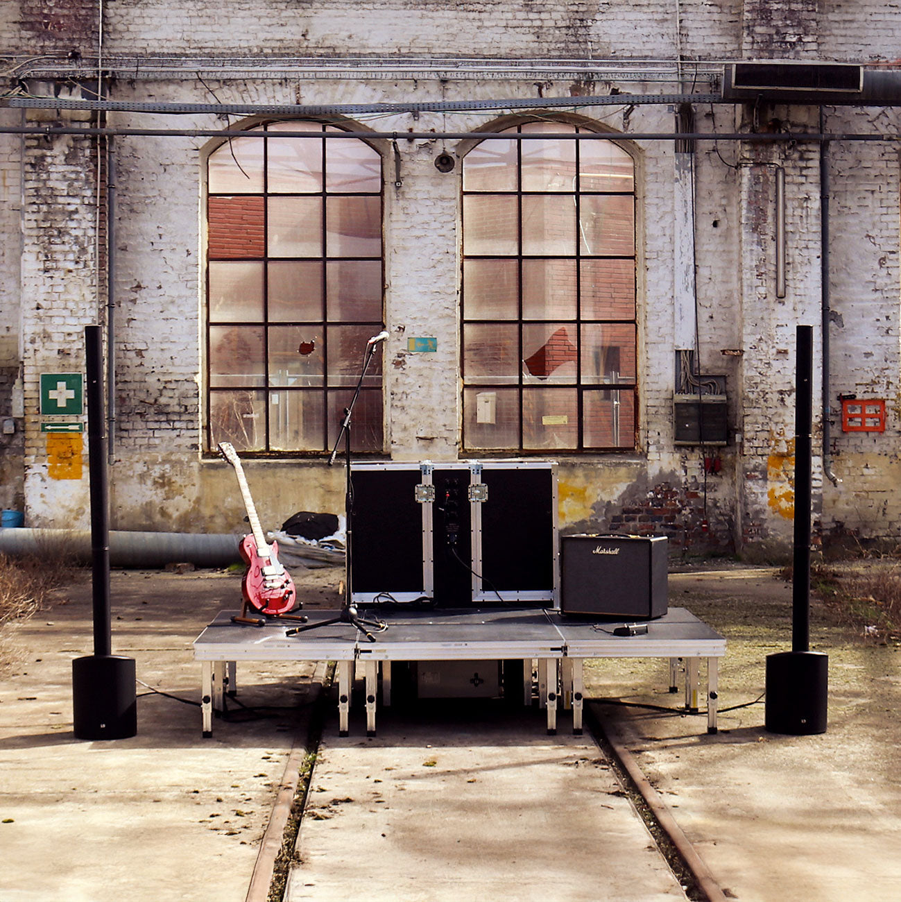 Die Anhängliche alt